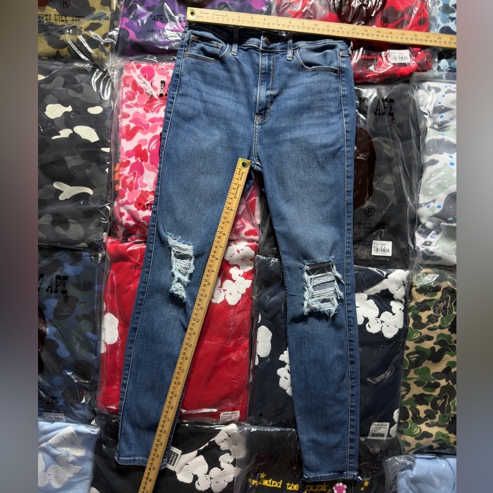 Hollister Ultra High-rise Super Skinny Ripped Jeans - Picture 2 of 5